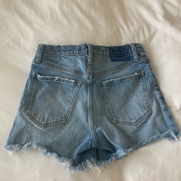 High rise mom shorts - Picture 2 of 3